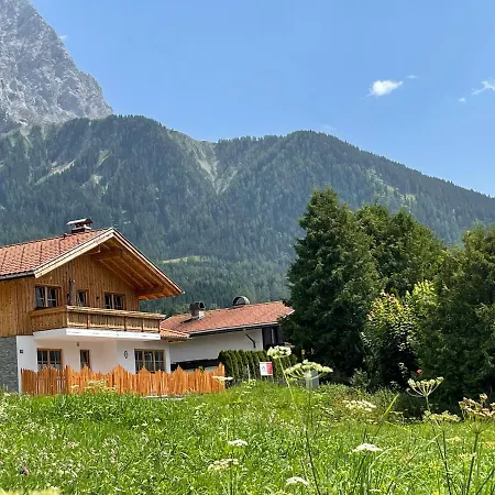 Haus Sieben Zwerge Daire Ehrwald